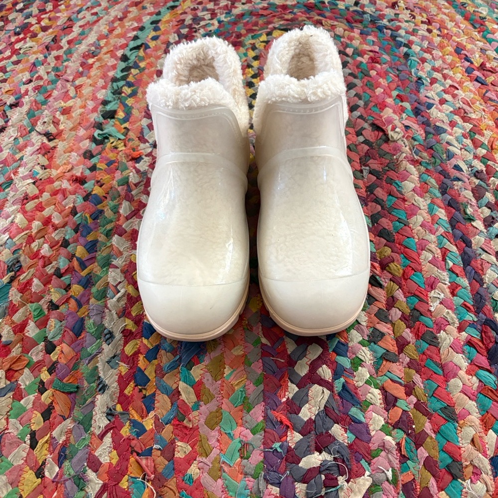UGG Cream Rain Boots